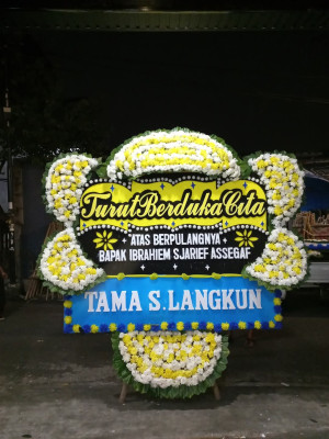 Papan Bunga Duka di Kapuk Muara